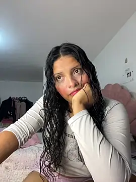 tati  22 online show from 11/03/25, 05:47