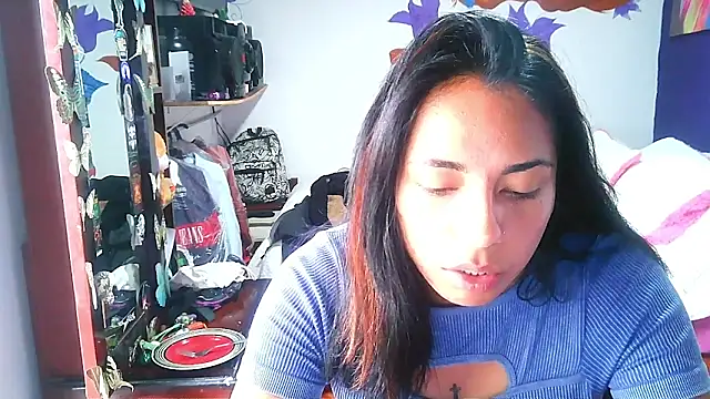 Snapshot of arlette_sweet01 chatting on 05/27/26, 03:42 arlette sweet01 online show from 05/27/26, 03:42