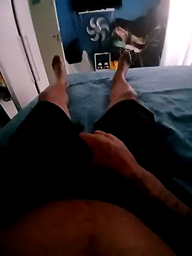 Snapshot of Seductiveblack chatting on 01/06/26, 09:29 Seductiveblack online show from 01/06/26, 09:29