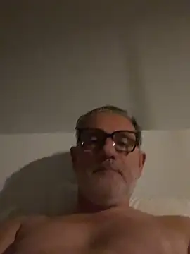 stancock12 online show from 03/11/25, 04:21