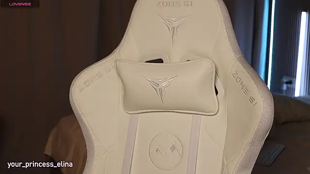 Snapshot of _Pretty_Doll_ chatting on 12/02/24, 06:54 Pretty Doll online show from 12/02/24, 06:54