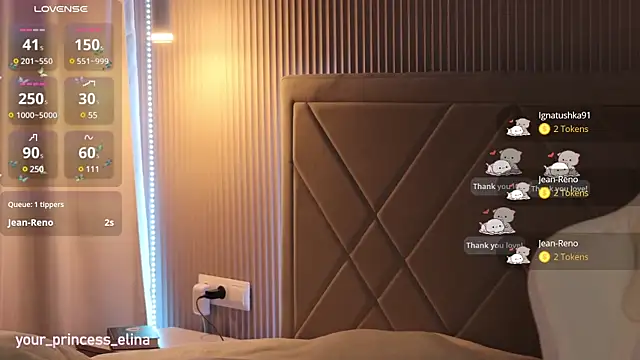 Snapshot of _Pretty_Doll_ chatting on 12/06/24, 10:41 Pretty Doll online show from 12/06/24, 10:41