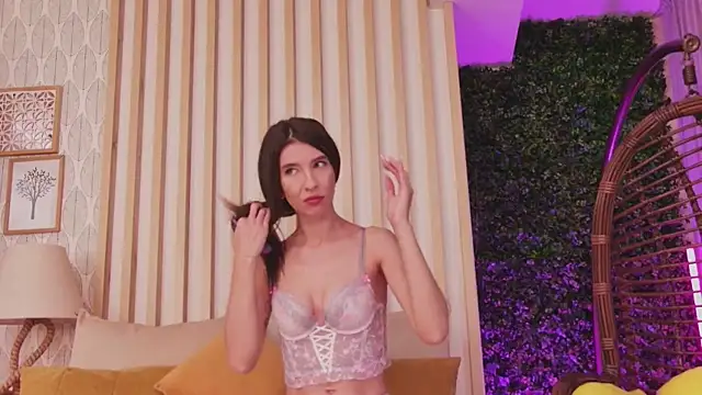 LunaWills  online show from 11/04/25, 05:28