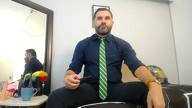 Snapshot of jonasbeards chatting on 11/06/25, 03:13 jonasbeards online show from 11/06/25, 03:13