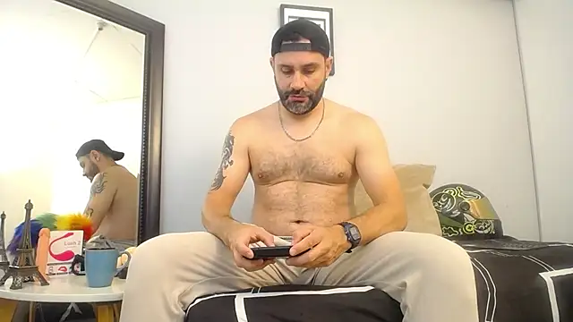 Snapshot of jonasbeards chatting on 11/07/25, 03:01 jonasbeards online show from 11/07/25, 03:01