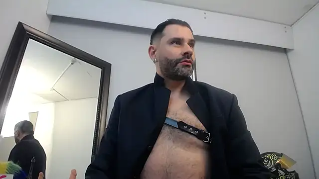 Snapshot of jonasbeards chatting on 11/08/25, 08:18 jonasbeards online show from 11/08/25, 08:18