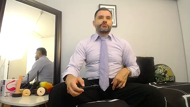 Snapshot of jonasbeards chatting on 11/25/25, 03:23 jonasbeards online show from 11/25/25, 03:23