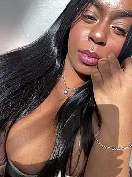 latinababyy online show from 12/15/24, 07:53