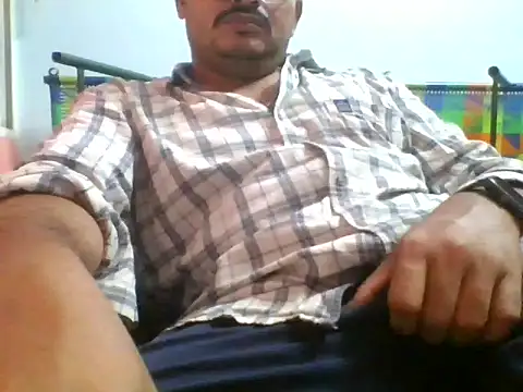 naughtymike0007 online show from 12/22/25, 01:19