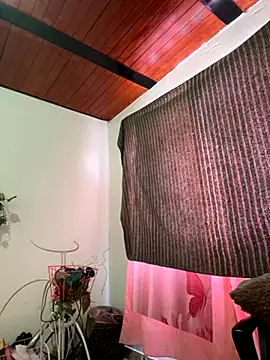 Snapshot of CieloTaylor chatting on 09/19/25, 02:07 CieloTaylor online show from 09/19/25, 02:07