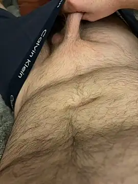 Snapshot of Straightlad95 chatting on 01/18/26, 11:52 Straightlad95 online show from 01/18/26, 11:52