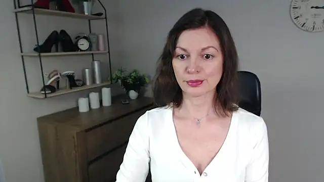 VivianWILD online show from 02/13/25, 07:03