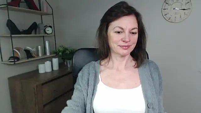 VivianWILD online show from 03/03/25, 06:59