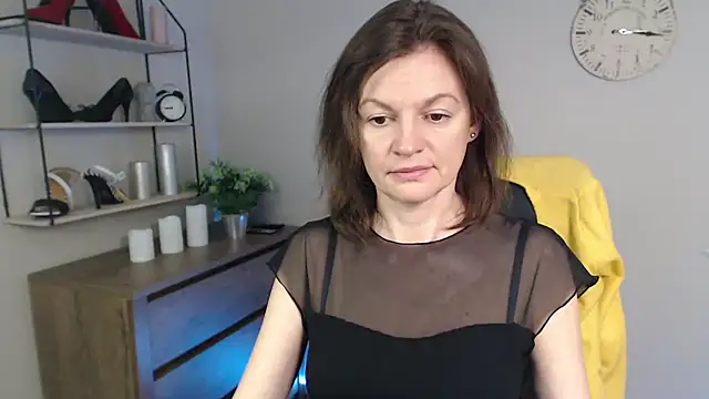 VivianWILD online show from 03/04/25, 06:47