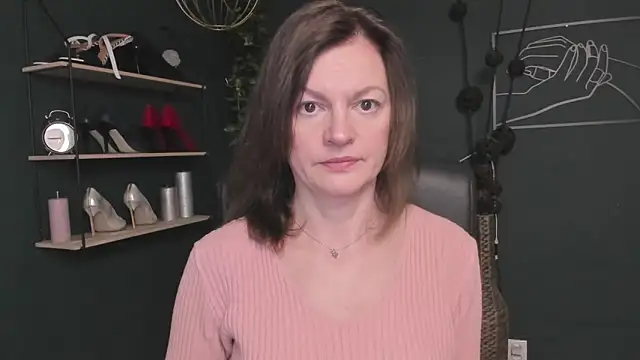 VivianWILD online show from 10/15/25, 06:02