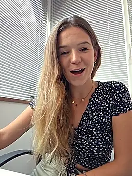 lucie mehott online show from 08/05/26, 09:45