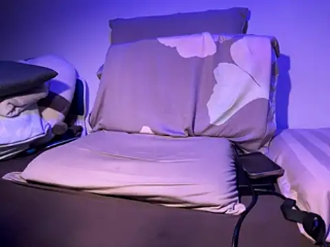 cloudboy kk8 online show from 03/16/26, 05:17