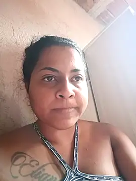 Snapshot of Giselabrunette25 chatting on 02/10/26, 04:44 Giselabrunette25 online show from 02/10/26, 04:44