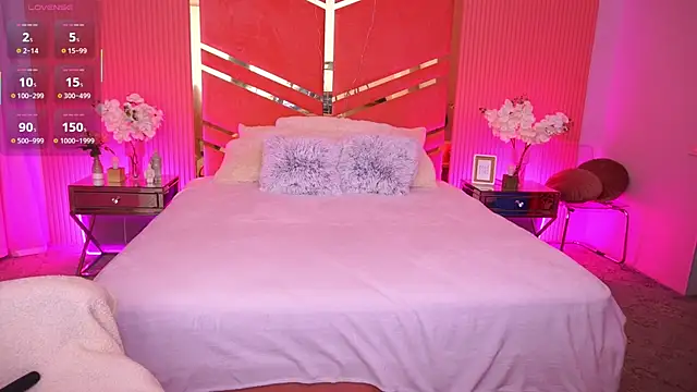 Miki Kivi online show from 04/22/26, 12:35