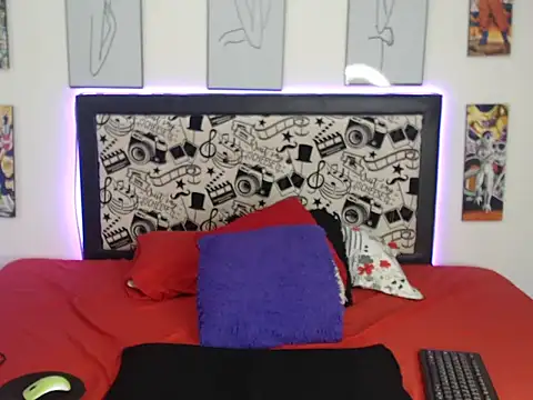 Rihana14 online show from 09/18/25, 08:00