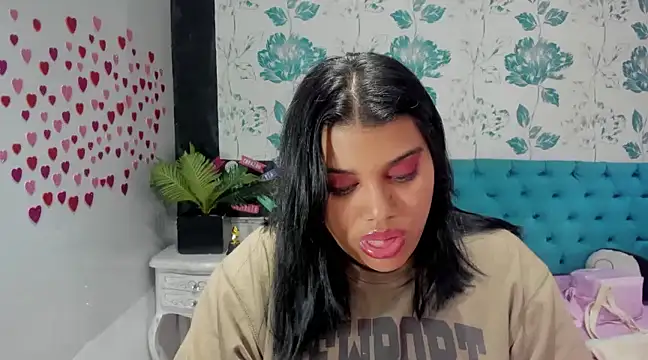 LindaBreeS online show from 02/06/25, 08:13