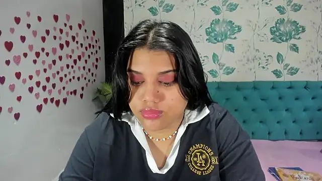 LindaBreeS online show from 02/07/25, 07:59