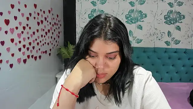 LindaBreeS online show from 02/10/25, 05:19