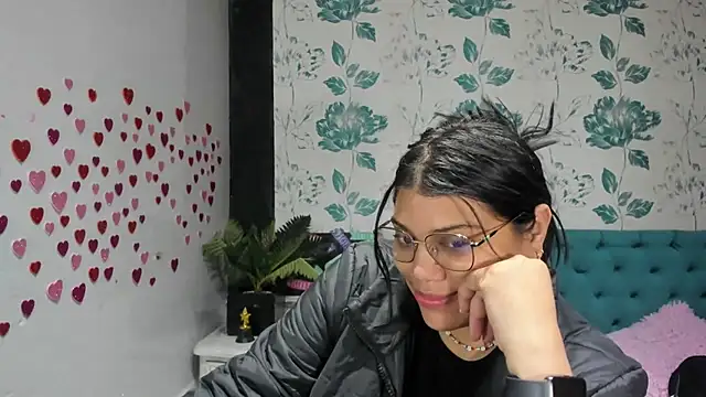 LindaBreeS online show from 03/03/25, 02:26