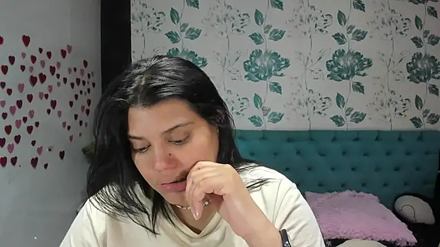 LindaBreeS online show from 03/13/25, 09:26