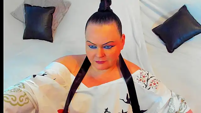 Snapshot of MilanaBiegert chatting on 12/29/24, 11:29 MilanaBiegert online show from 12/29/24, 11:29