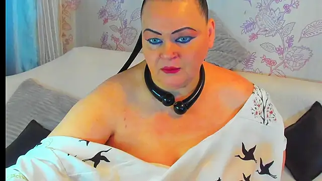 Snapshot of MilanaBiegert chatting on 01/05/25, 01:36 MilanaBiegert online show from 01/05/25, 01:36