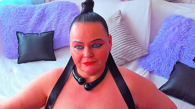 Snapshot of MilanaBiegert chatting on 03/07/25, 10:45 MilanaBiegert online show from 03/07/25, 10:45