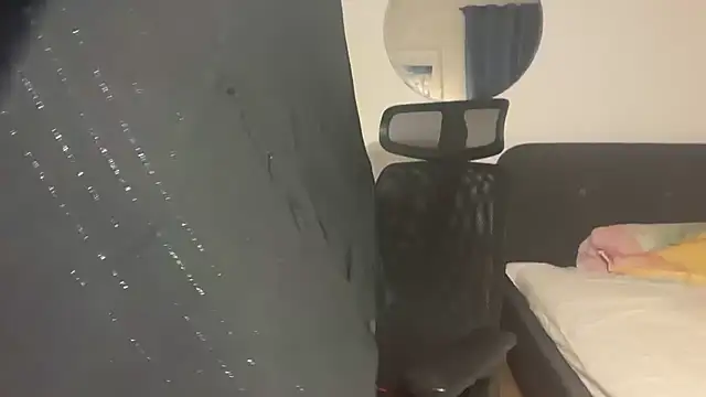 jungcock3210 online show from 02/10/26, 04:33