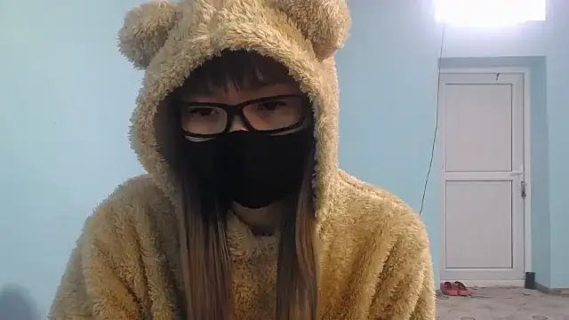 elllaaxx online show from 03/18/25, 04:26