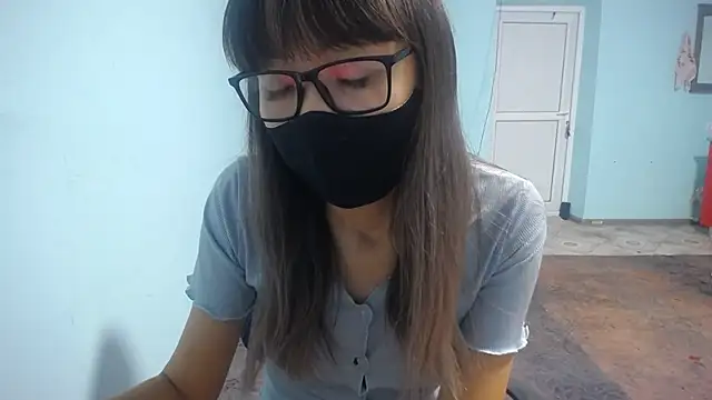 elllaaxx online show from 10/01/25, 03:45