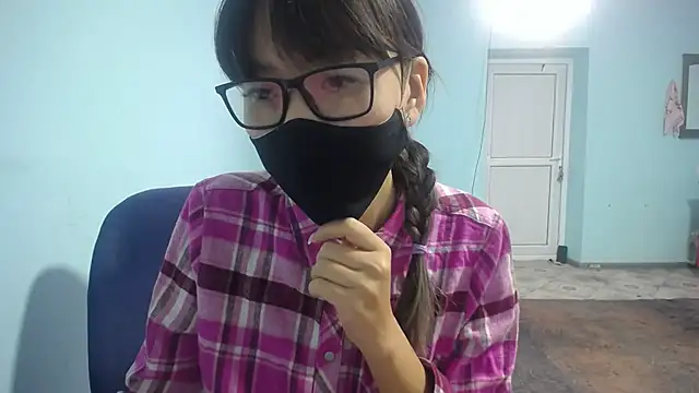 elllaaxx online show from 10/10/25, 03:27