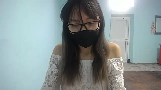 elllaaxx online show from 10/27/25, 03:54