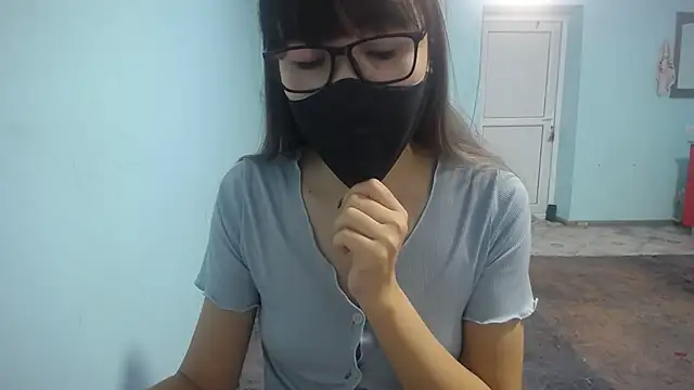 elllaaxx online show from 11/14/25, 04:33