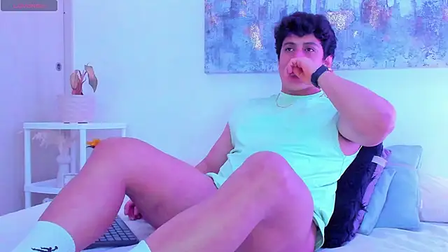 arminjones1 online show from 01/11/26, 06:29