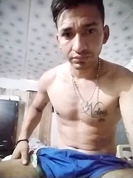 Snapshot of Yesiell chatting on 11/07/25, 06:19 Yesiell online show from 11/07/25, 06:19