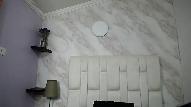 Snapshot of Naughty_Kittenm chatting on 02/11/25, 10:37 Naughty Kittenm online show from 02/11/25, 10:37