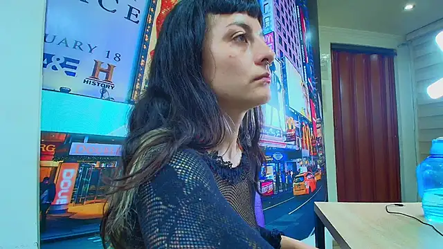 Snapshot of Naughty_Kittenm chatting on 03/12/25, 02:34 Naughty Kittenm online show from 03/12/25, 02:34