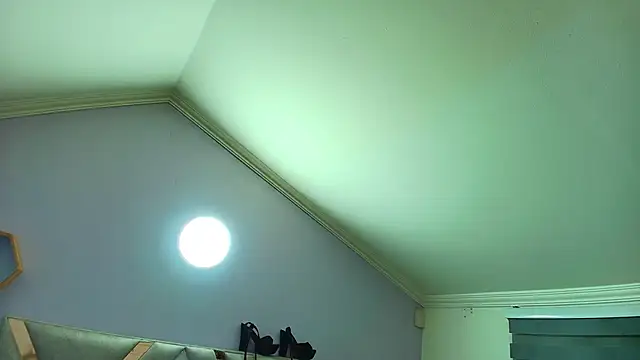 Snapshot of Naughty_Kittenm chatting on 10/13/25, 10:04 Naughty Kittenm online show from 10/13/25, 10:04