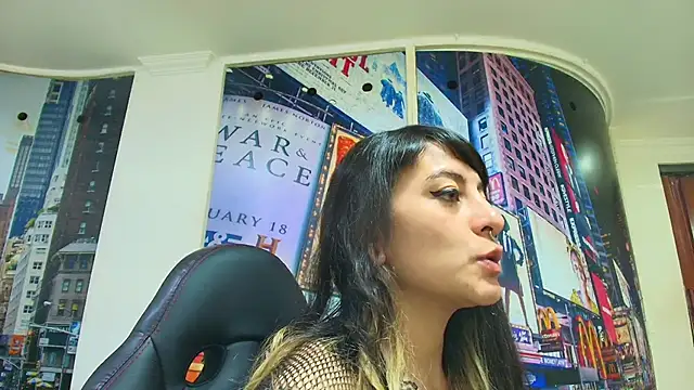 Naughty Kittenm online show from 03/19/26, 11:36