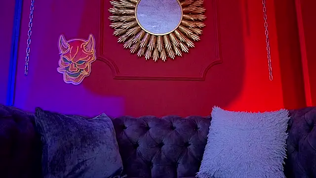 Julieta Russell online show from 09/17/25, 12:40