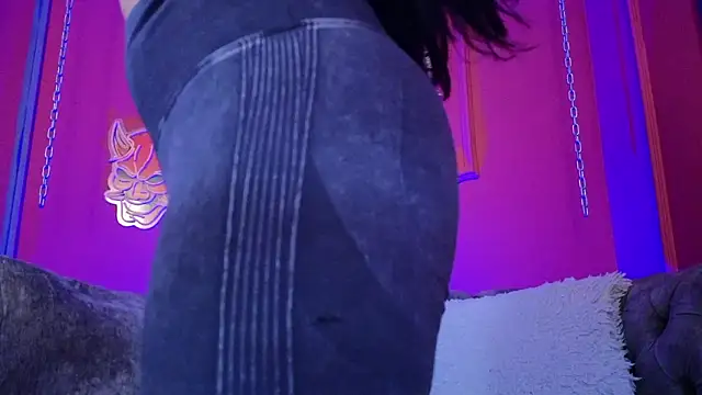 Julieta Russell online show from 03/17/26, 12:19