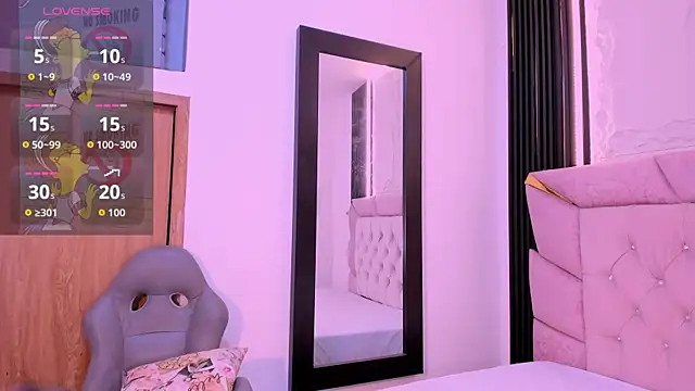 laurem-paulette online show from 10/04/25, 06:50