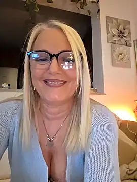 kikkastar online show from 02/23/25, 08:22