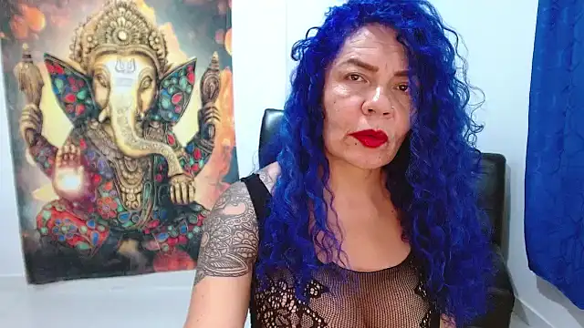 Snapshot of freyadevil333 chatting on 01/04/25, 10:24 freyadevil333 online show from 01/04/25, 10:24