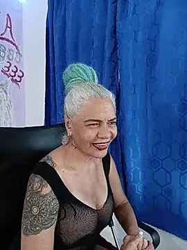 freyadevil333 online show from 05/16/26, 10:36